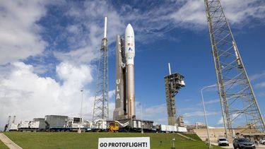 Amazon planea acelerar los lanzamientos en los próximos meses y años, con más de 80 vuelos reservados a través de United Launch Alliance (una empresa conjunta formada por las aeronáuticas estadounidenses Boeing y Lockheed Martin)