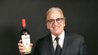 El empresario de origen cubano, Jorge Garrido, descubre el mundo vitivinicultura en la localidad española de Fermoselle.&nbsp;