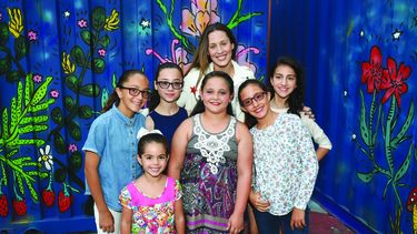  Siudy Garrido y sus bailaoras.