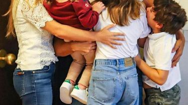 El líder opositor de Voluntad Popular, Leopoldo López se reencuentra con su esposa y sus hijos a su llegada a Madrid.&nbsp;