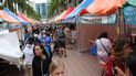 Con la energía positiva de un proyecto cultural intenso, la 38 Feria Internacional del Libro de Miami continúa sus jornadas de fin de semana y la Feria callejera, además de firma de libros por sus autores y expositores con ofertas a precios de descuento. Con la energía positiva de un proyecto cultural intenso, la 38 Feria Internacional del Libro de Miami continúa sus jornadas de fin de semana y la Feria callejera, además de firma de libros por sus autores y expositores con ofertas a precios de descuento.