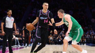 Tyler Herro, #14 del Miami Heat, en el Kaseya Center frente a los Boston Celtics Tyler Herro, #14 del Miami Heat, en el Kaseya Center frente a los Boston Celtics