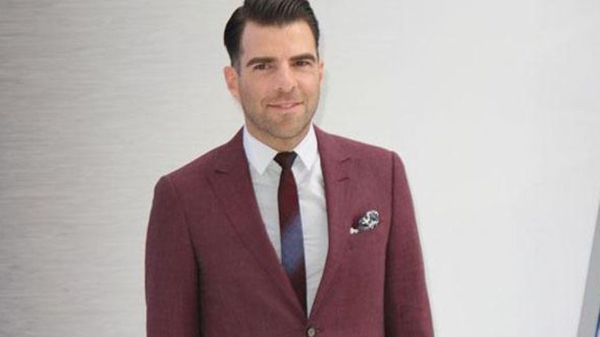 Alguna fuerza misteriosa parece arrastrar a Quinto a personajes en los límites del terror y la ciencia ficción, de los que no consigue escapar pese a intentarlo.