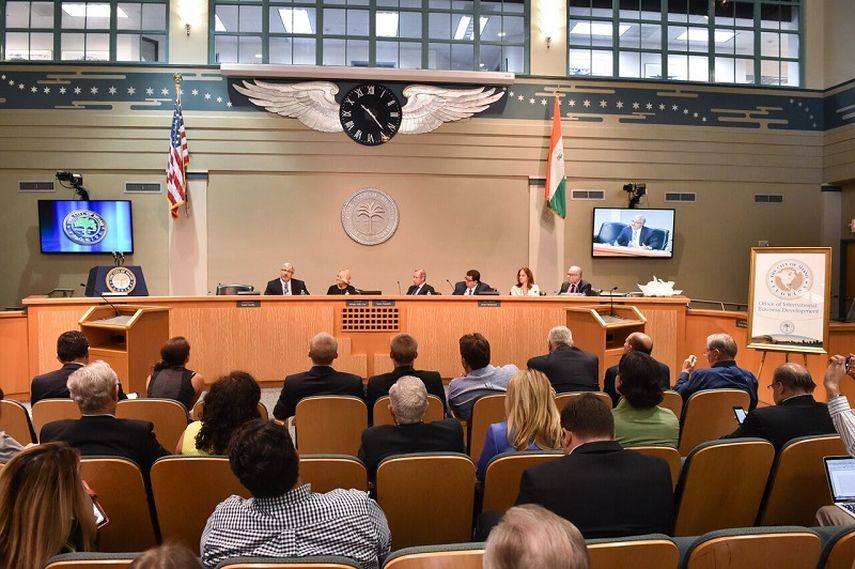 Participantes en el foro organizado por la ciudad de Miami. (ÁLVARO MATA) 