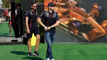 El piloto holandés de Red Bull Max Verstappen arriba al circuito de Barcelona-Cataluña para la tercera práctica del Gran Premio de España el sábado 3 de junio del 2023.&nbsp;