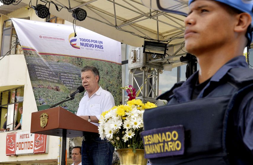 El presidente colombiano Juan Manuel Santos dijo  que en los próximos cuatro años el Gobierno limpiará 21 millones de metros cuadrados contaminados con minas antipersona 