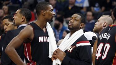 Bosh y Wade sigue siendo las figuras del Heat. (AP)