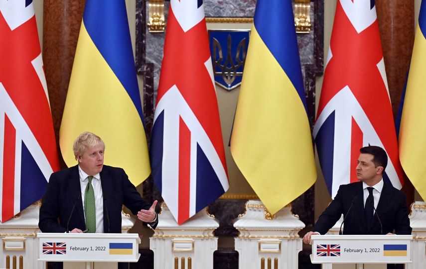 El primer ministro de Reino Unido, Boris Johnson y el presidente de Ucrania, Volodimir Zelenski, en el Kiev, Ucrania.