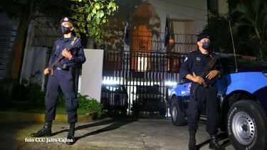 Oficiales de la Dirección de OPeraciones Especiales de la Policía en la sede que ocupó la Organización de Estados Americanos (OEA), en Managua, Nicaragua.&nbsp;