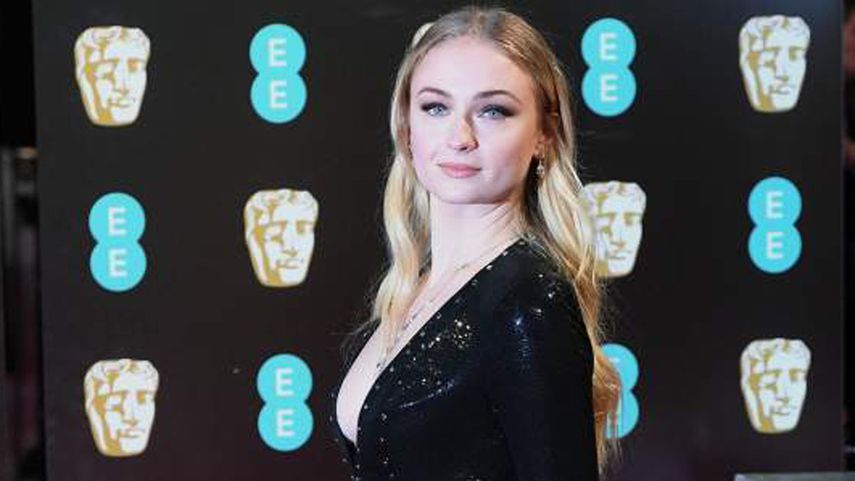 Sophie Turner, que también fue dirigida por Singer en X-Men: Apocalipsis, ha reconocido que rodar con el director fue, como Rami dijo, desagradable.