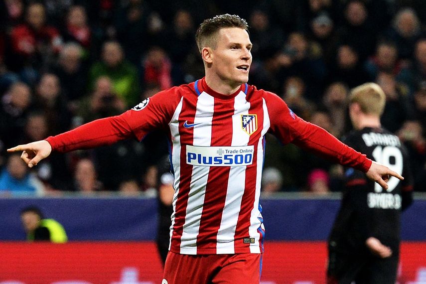 Kevin Gameiro del Atlético de&nbsp;Madrid&nbsp;celebra su gol ante Bayer Leverkusen.