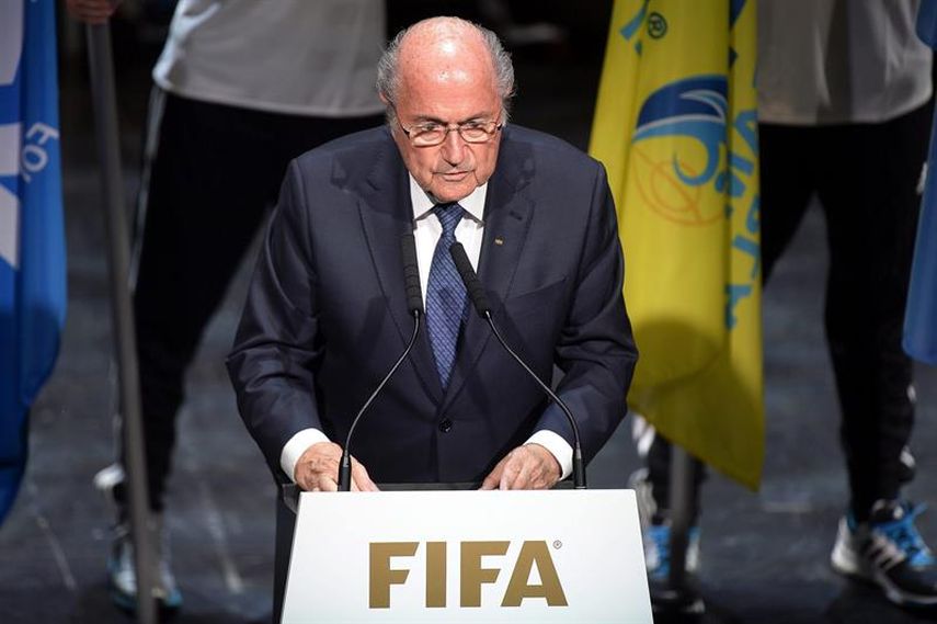 El presidente de la FIFA espera ser reelegido el viernes en una crisis institucional gravísima. (EFE)