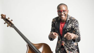 Durante su cita con el p&uacute;blico de Santander, Yelsy Heredia desgranar&aacute; los temas que conforman su &uacute;ltima producci&oacute;n discogr&aacute;fica, Lo nuestro, nominada en la vig&eacute;sima edici&oacute;n de los Latin Grammy en la categor&iacute;a de mejor &Aacute;lbum Tropical Tradicional.