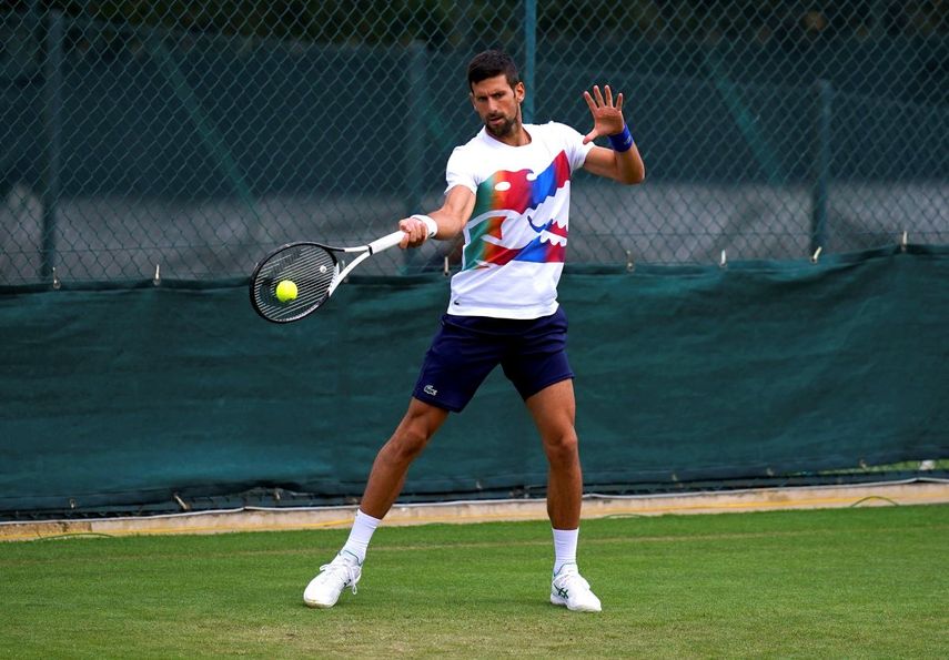 Novak Djokovic entrena para Wimbledon 2022 en el All England Club, Wimbledon, Londres, sábado 25 de junio de 2022.&nbsp;