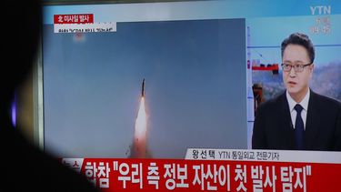 Un reporte de la televisión surcoreana daba cuenta este lunes del lanzamiento de los misiles desde Corea del Norte.
