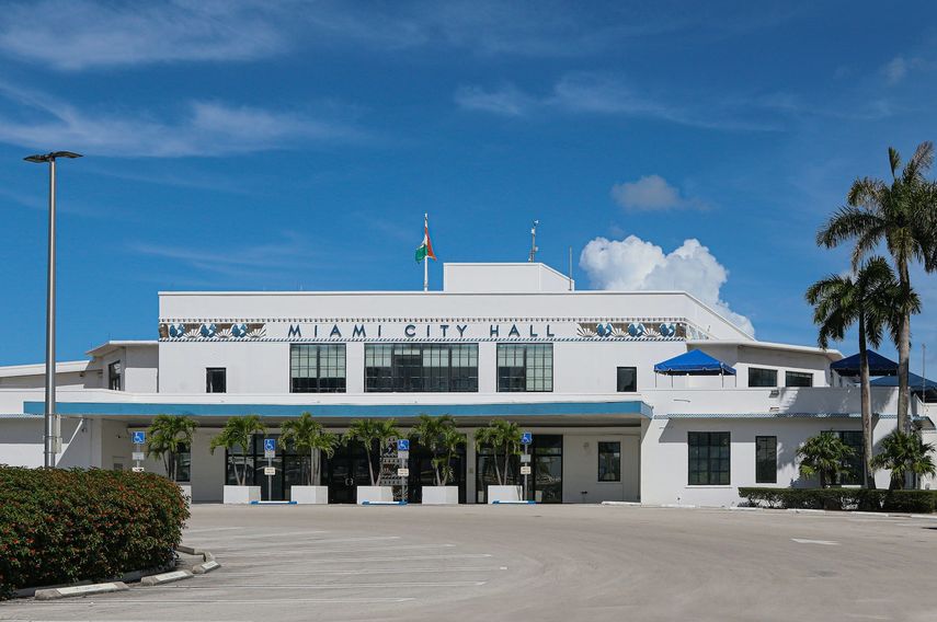 Vista del Ayuntamiento de la Ciudad de Miami. Vista del Ayuntamiento de la Ciudad de Miami.
