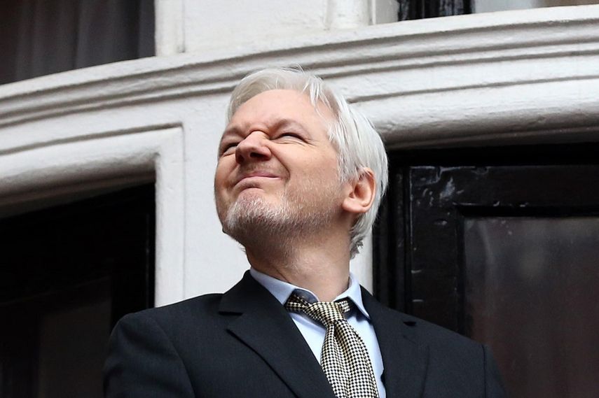 Hace unos meses el propio presidente de Ecuador, Lenín Moreno, calificó a Assange como una piedra en el zapato y dijo que era voluntad de Ecuador poner fin a esa situación.