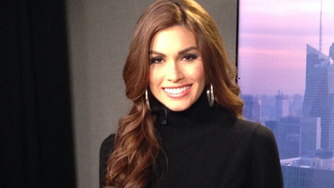 La venezolana María Gabriela Isler, Miss Universo 2013, durante la entrevista con CNN en español. (Twitter)