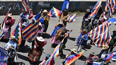 Simpatizantes del expresidente de Bolivia, Evo Morales, marchan hacia La Paz en la denominada Marcha para salvar a Bolivia.