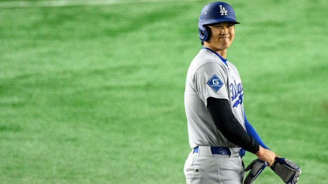 El japonés Shohei Ohtani, de los Dodgers de Los Ángeles, durante un juego ante los Cachorros de Chicago, el 18 de marzo de 2025.