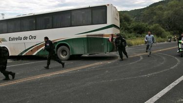 Igualmente, los representantes pidieron una investigación contra los Policías que dispararon contra el autobús 1512 y a la cadena de mando y que sean procesados y sancionados