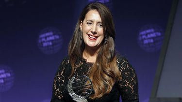 Dolores Redondo, ganadora del Premio Planeta 2016 por su novela Todo esto te daré.