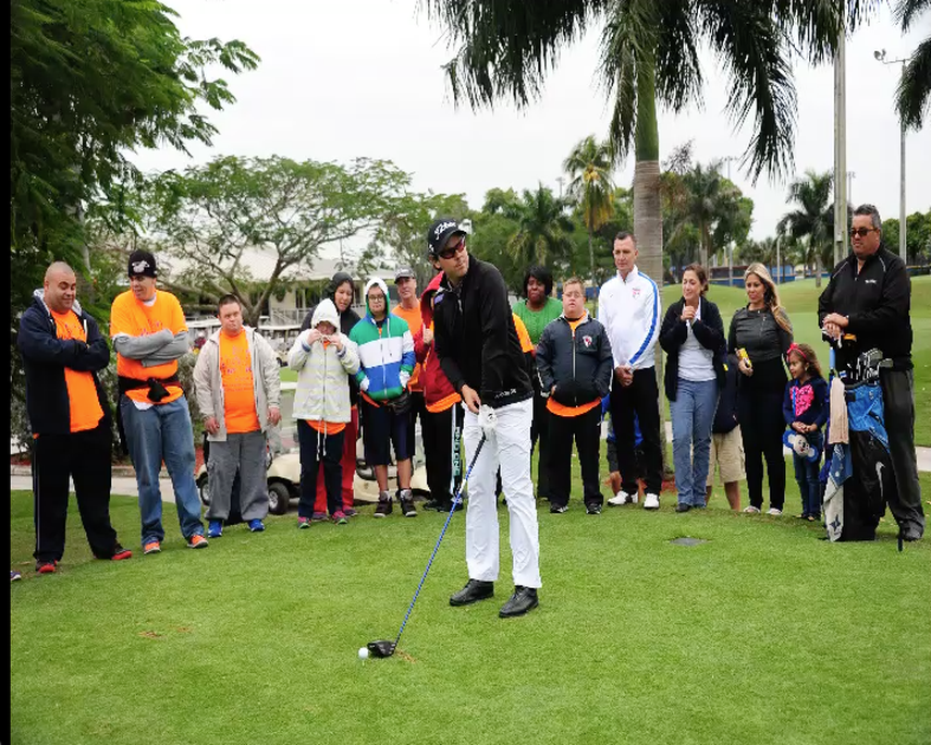 Este 18 de noviembre se celebrará en el Melreese Country Club de Miami, el torneo de celebridades “Con el Golf en la Sangre”, promovido por Orlando “El Duke” Hernández  y su hermano Liván. 