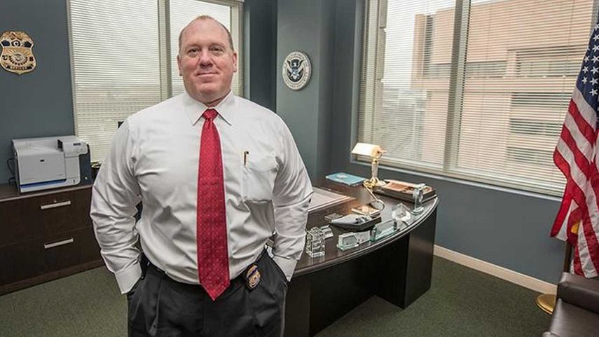 Thomas Homan estaba al frente de la división encargada de las deportaciones desde 2013, de acuerdo con un comunicado del Departamento de Seguridad Nacional.