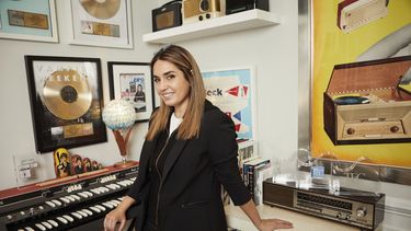 La ingeniera de mastering Emily Lazar está nominada a tres premios Grammy en la categoría de álbum del año por su trabajo con HAIM, Coldplay y Jacob Collier. Los Grammy, en su 63ra edición, se entregan el 14 de marzo del 2021.&nbsp;