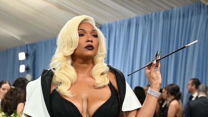 La cantante estadounidense Lizzo llega a la Gala del Met 2025 en el Museo Metropolitano de Arte el 5 de mayo de 2025 en Nueva York.&nbsp;