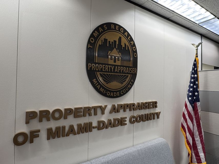 Oficina del tasador de Miami-Dade, Tomás Regalado Oficina del tasador de Miami-Dade, Tomás Regalado