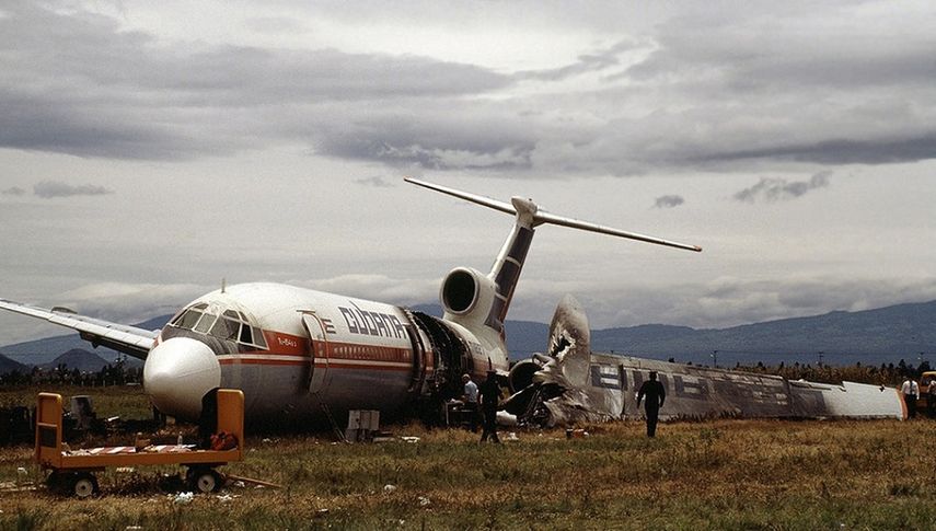 Imagen de archivo del vuelo CU-T1264 de Cubana de Aviación que se estrelló en agosto de 1998 en Quito, Ecuador, con 90 personas a bordo.