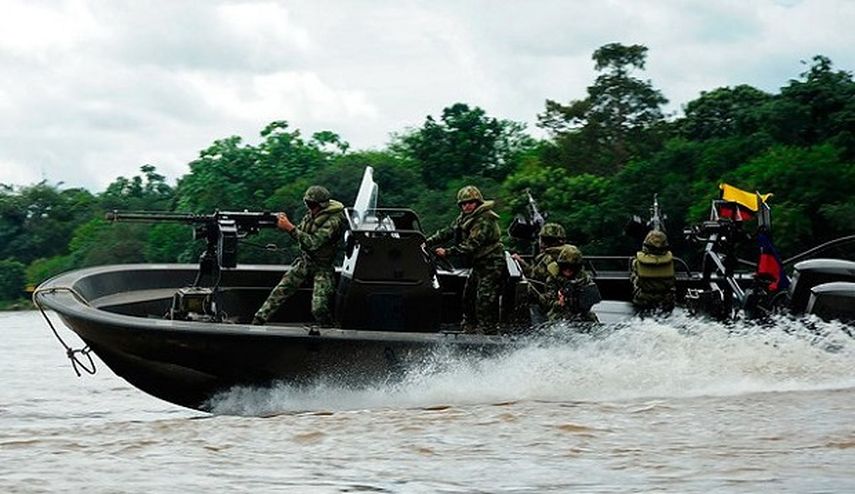 Los guerrilleros del ELN los atacaran con disparos de fusil en Caño Dagua, sobre el río Orinoco, frontera con Venezuela (CORTESÍA/www.laopinion.com)