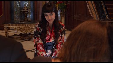 Maria Gabriela de Faria como Afrodita en la comedia The Duel, lo nuevo de Lionsgate.