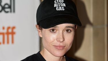 En esta foto de archivo tomada el 8 de septiembre de 2019, el director / actor antes conocido como Ellen Page asiste al estreno del documental Hay algo en el agua durante el Día 4 del Festival Internacional de Cine de Toronto de 2019, el 8 de septiembre de 2019, en Toronto, Ontario.&nbsp; &nbsp;