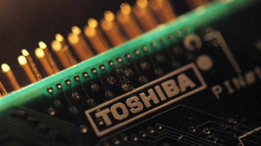 Toshiba prevé incurrir en un déficit neto de 500.000 millones de yenes para el período abril-diciembre 2016.