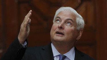 Los abogados de Martinelli han argumentado que se trata de un juicio con  motivaciones políticas, propiciado por el presidente panameño, Juan  Carlos Varela.