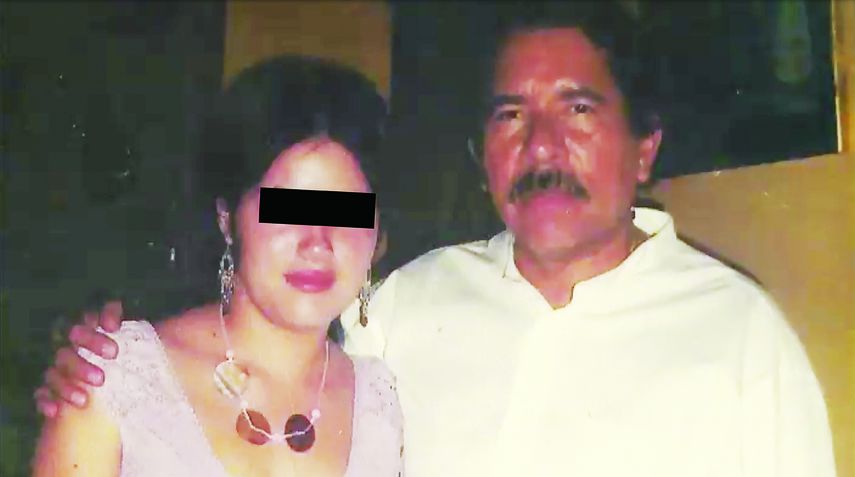 Daniel Ortega con Elvia Junieth, en una foto sin fecha (CORTESÍA)