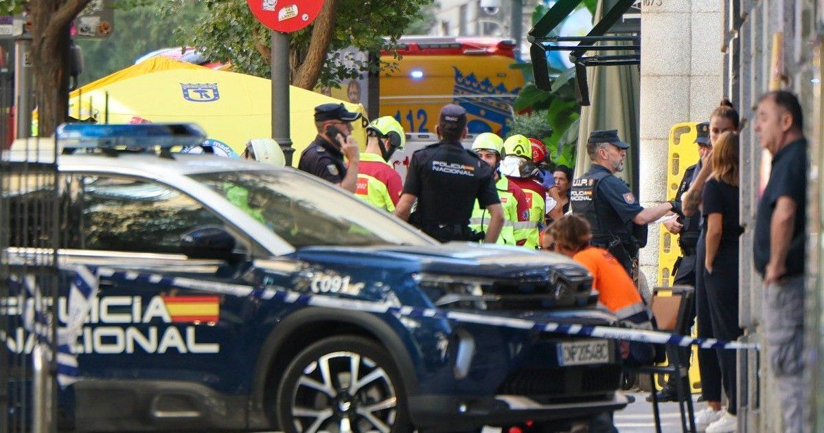 Dos muertos y varios desaparecidos en el derrumbe parcial de un edificio en obras en Madrid