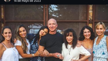 Jacklyn “Jackie” Gise Bezos, madre del fundador de Amazon, Jeff Bezos, falleció el jueves 14 de agosto de 2025 en su hogar en Miam