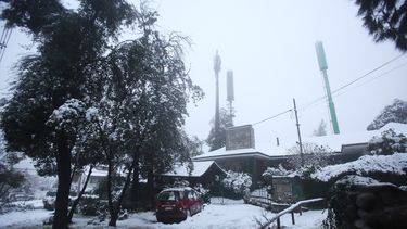 La nieve cayó también en otras regiones del centro-sur del país, como las de Valparaíso, OHiggins y Maule