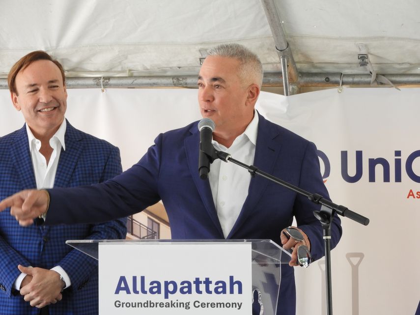 Iván Herrera, CEO de UniCapital, expresó su emoción por el inicio del proyecto de viviendas asequibles y servicios médicos. Iván Herrera, CEO de UniCapital, expresó su emoción por el inicio del proyecto de viviendas asequibles y servicios médicos.