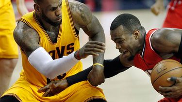 Ahora los Cavaliers esperan por Golden State o Houston. (EFE)