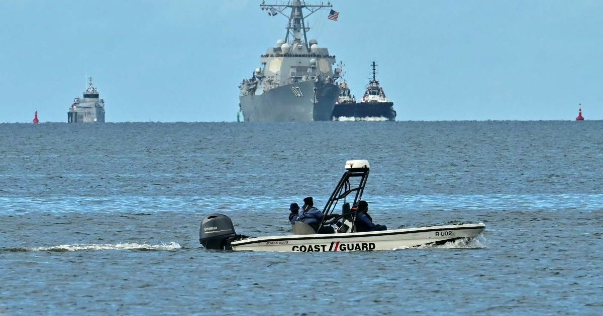 Trinidad y Tobago rechaza “chantaje” de Venezuela con acuerdos de gas por ejercicios militares con EEUU