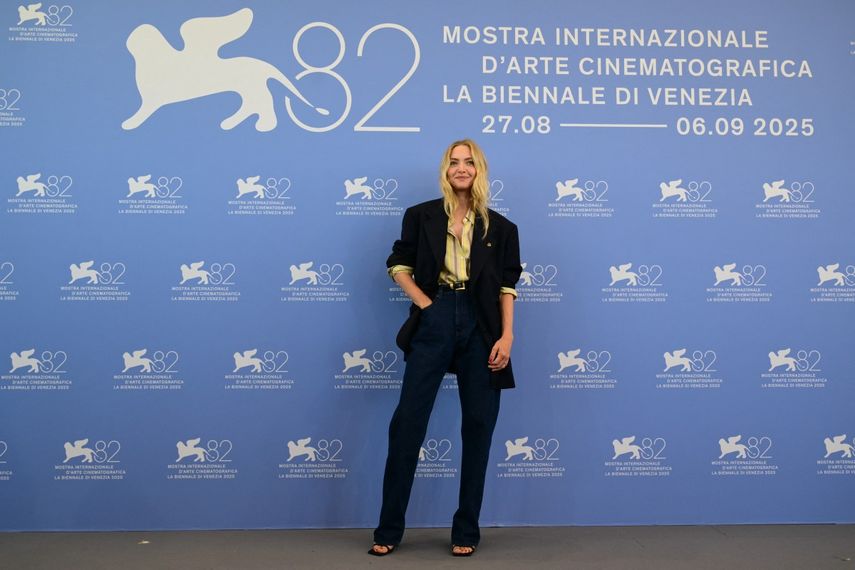 La actriz estadounidense Amanda Seyfried asiste a la sesión fotográfica de la película El Testamento de Ann Lee, presentada en competición en el 82.º Festival Internacional de Cine de Venecia, en el Lido de Venecia el 1 de septiembre de 2025.&nbsp;