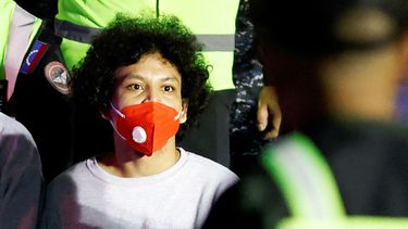 Leonel Moreno, el polémico tiktoker venezolano “Leito Oficial”, a su llegada a Caracas, tras ser deportado de Estados Unidos.