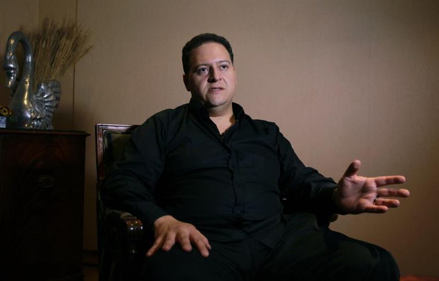 Este libro no tiene ánimo de revanchismo, lo importante es relatar la historia, entenderla en toda su dimensión, comprender que yo tuve la capacidad de desprenderme de los afectos como hijo para poder describir a mi padre tal cual era