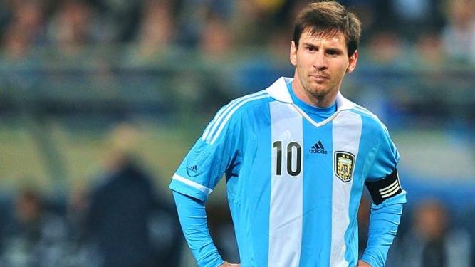 Messi se llevó la medalla de oro con la selección de fútbol argentina en las olimpiadas de Pekín en 2008. (ARCHIVO)