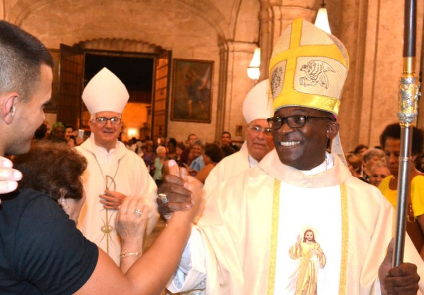 Momento de la&nbsp;ordenación episcopal del nuevo obispo de Guantánamo-Baracoa, Mons. Silvano Pedroso Montalvo, celebrada en La Habana en mayo último.
