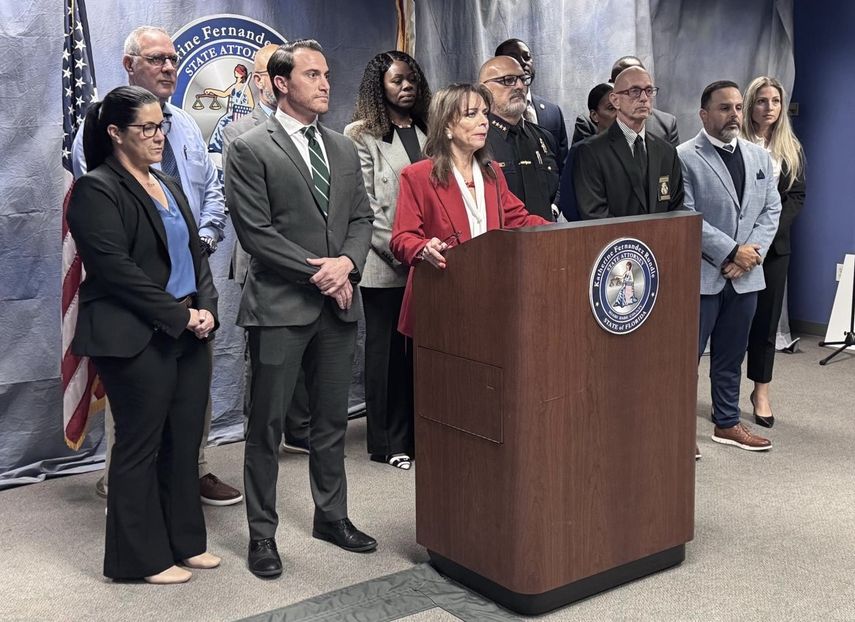 Fernandez Rundle anunció cargos contra cuatro personas por la muerte de Jenny Lee, de 24 años, tras consumir MDMA.